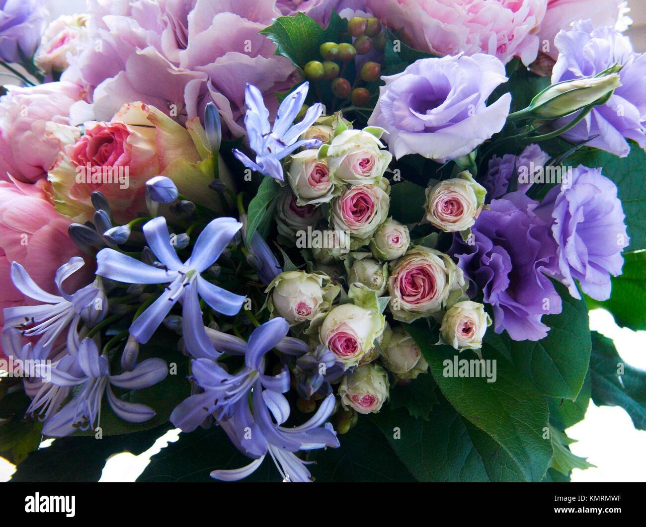 bouquet de fleurs Stock Photo - Alamy