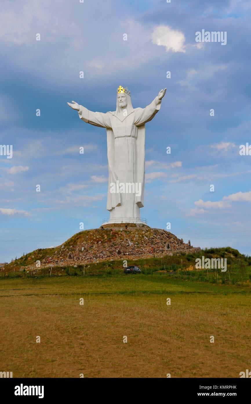 The crowned statue of Christ in Swiebodzin (2010), claimed to be the