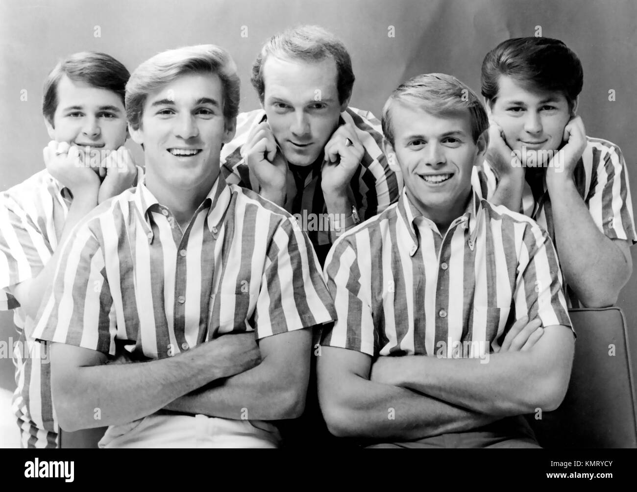 BEACH BOYS  Promotional photo of  US music group about 1964. From left: Carl Wilson, Dennis Wilson, Mike Love, Al Jardine, Brian Wilson. Stock Photo