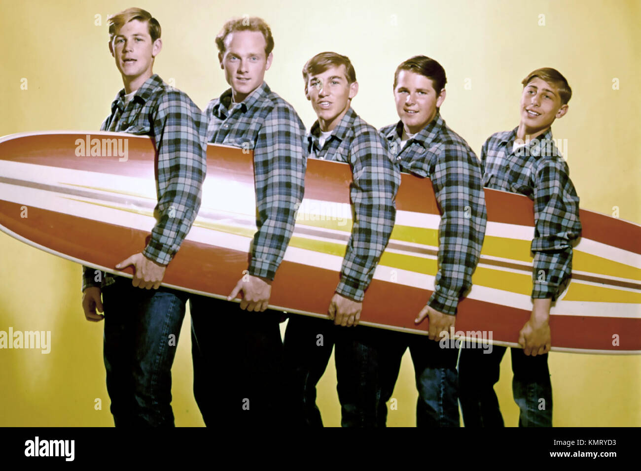 BEACH BOYS  Promotional photo of  US music group in August 1962. From left: Brian Wilson, Mike Love, Dennis Wilson, Carl Wilson, David Marks Stock Photo