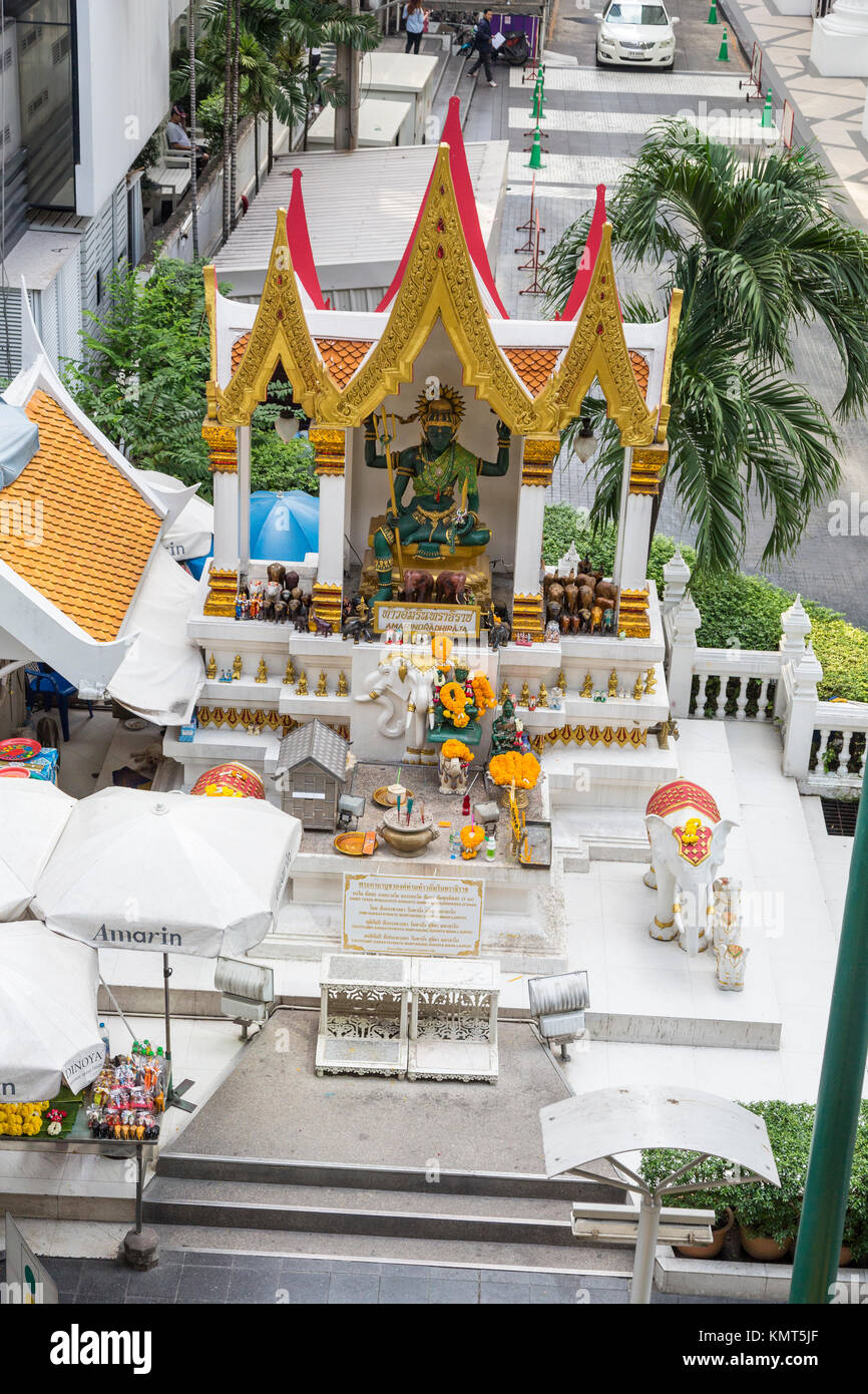Bangkok, Thailand. Shrine to Hindu God Indra (Phra In), Central Business District. Stock Photo