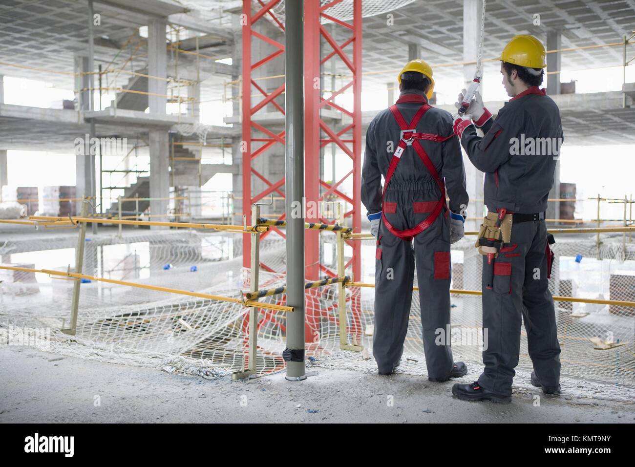 Safety harness blue collar hi-res stock photography and images - Alamy