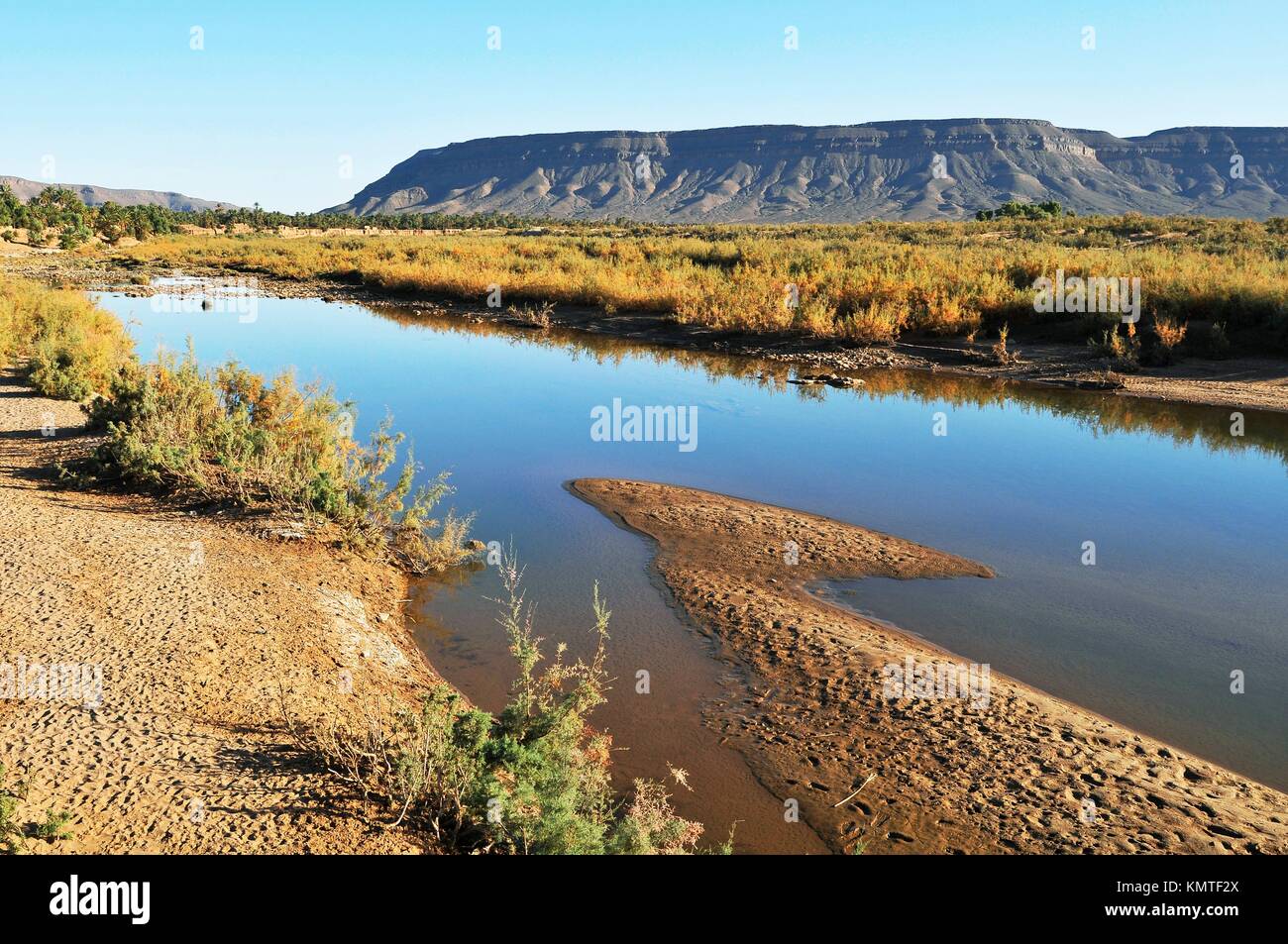 Draa river at Tamegroute, Vallée du Drâa, Draa Valley, Zagora province ...