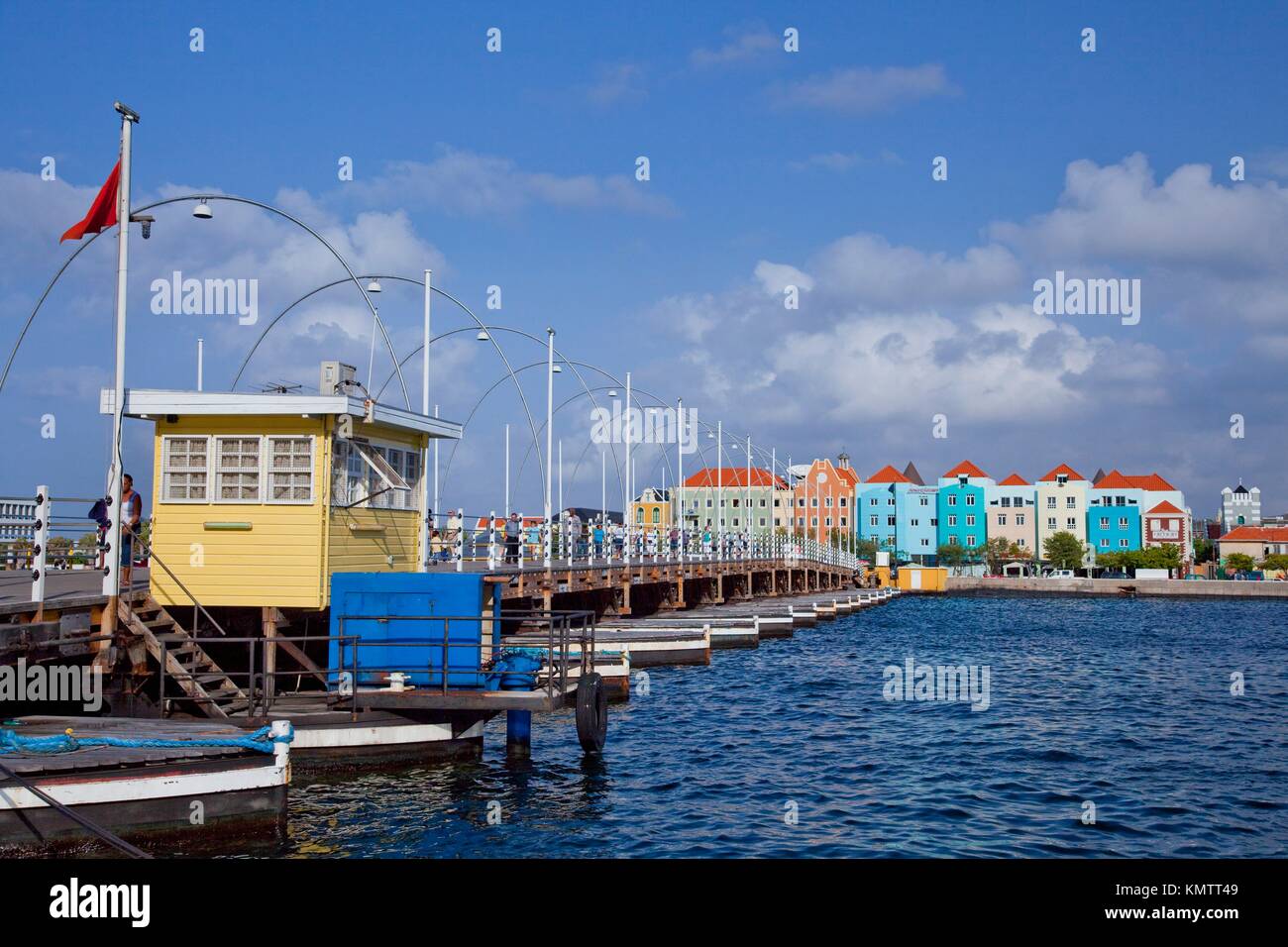 The floating bridge in Willemstad, Curacao, Netherland Antilles Stock Photo Alamy