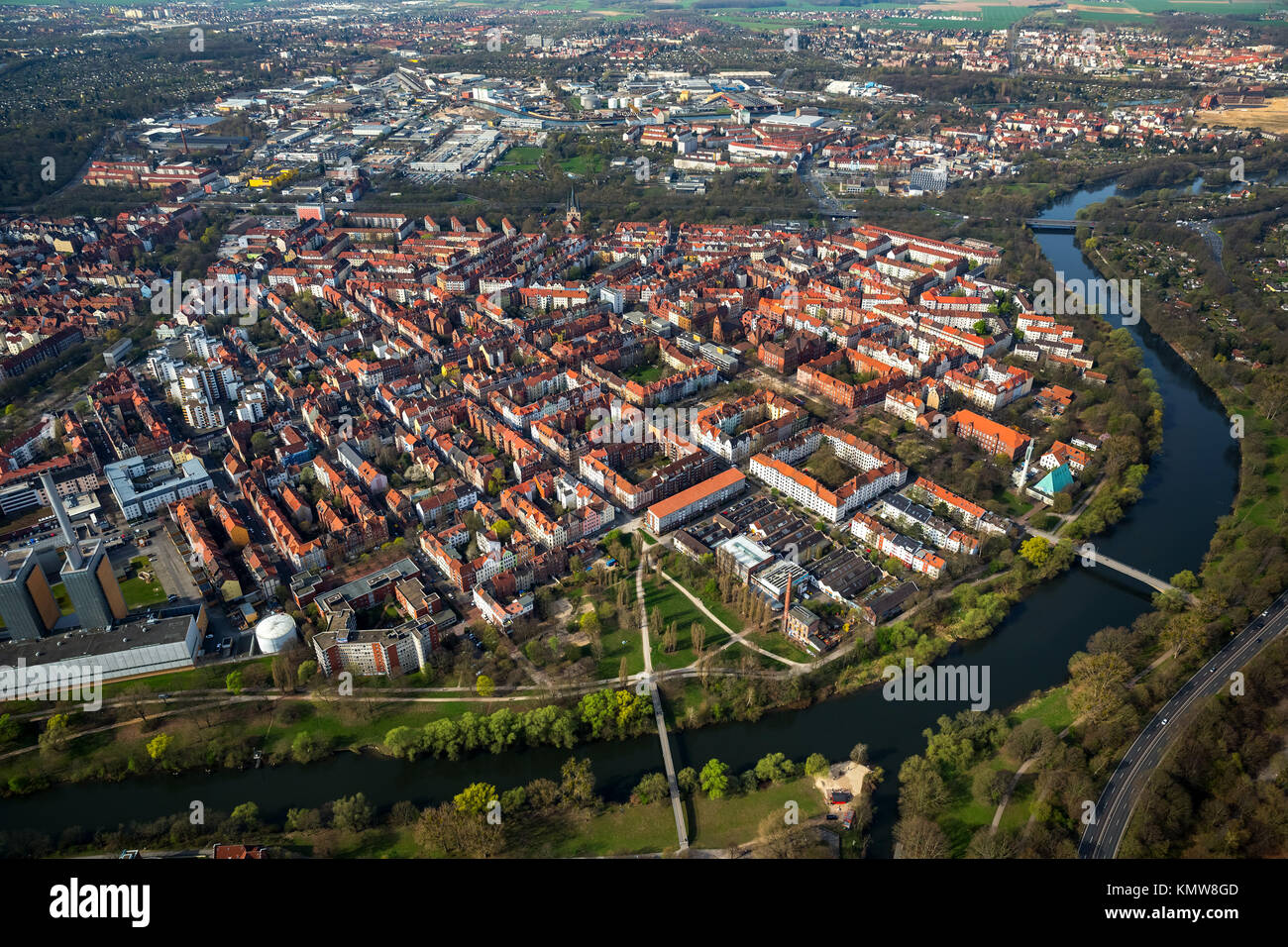 District Linden-Nord, perimeter block development, rivers Leine and ...