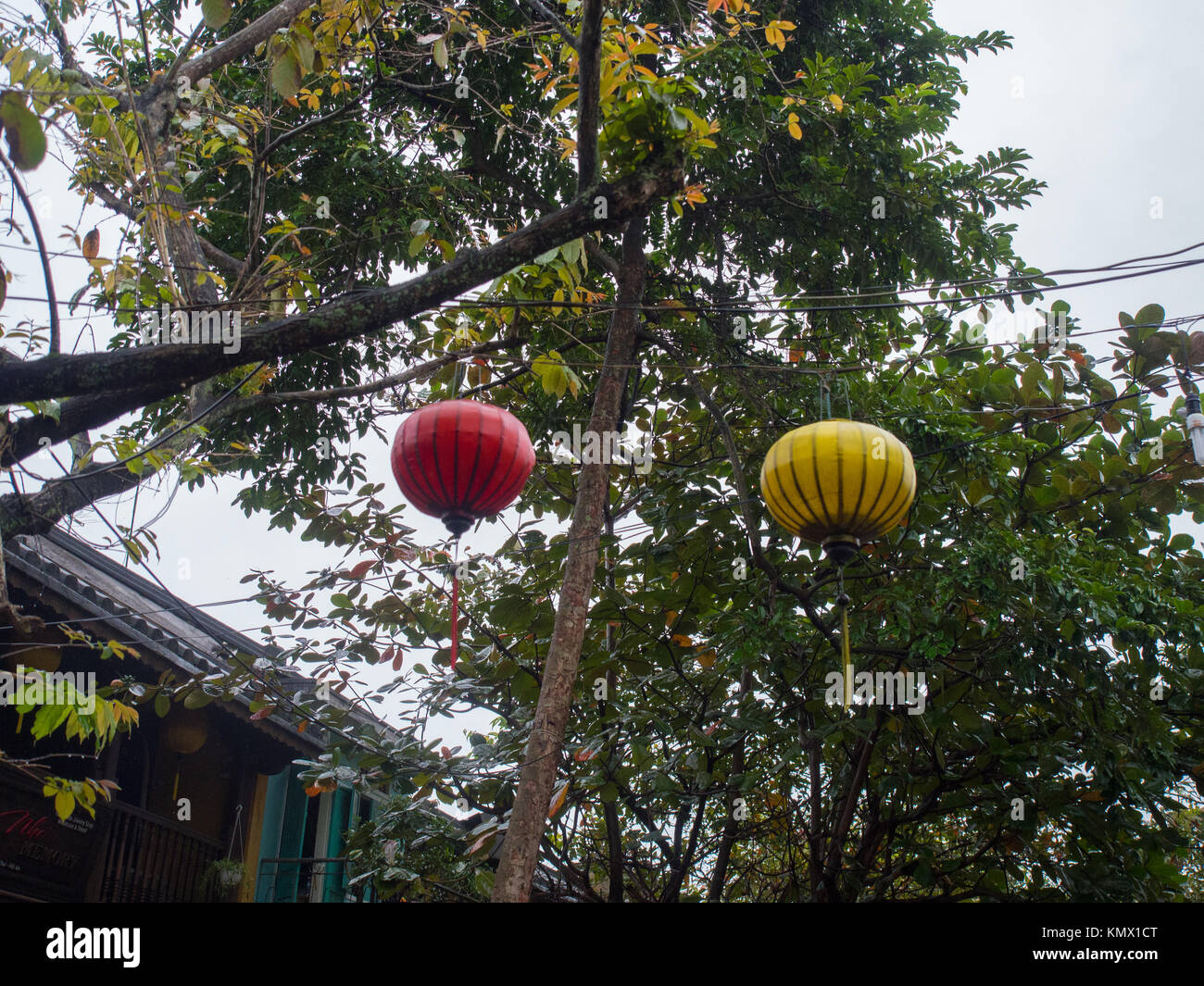 Hanging asian lanterns hi-res stock photography and images - Alamy