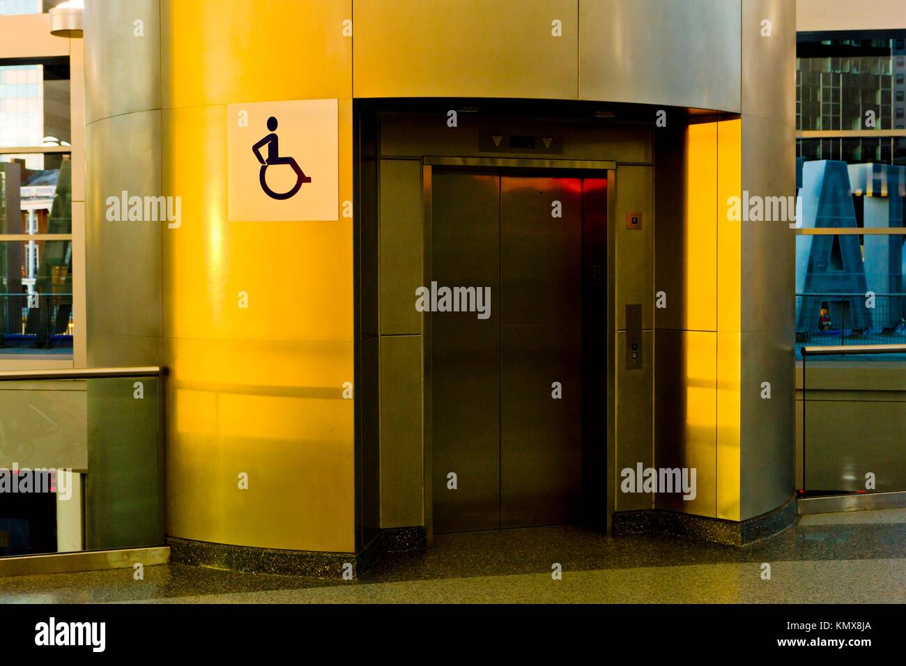elevator for disabled people Stock Photo Alamy