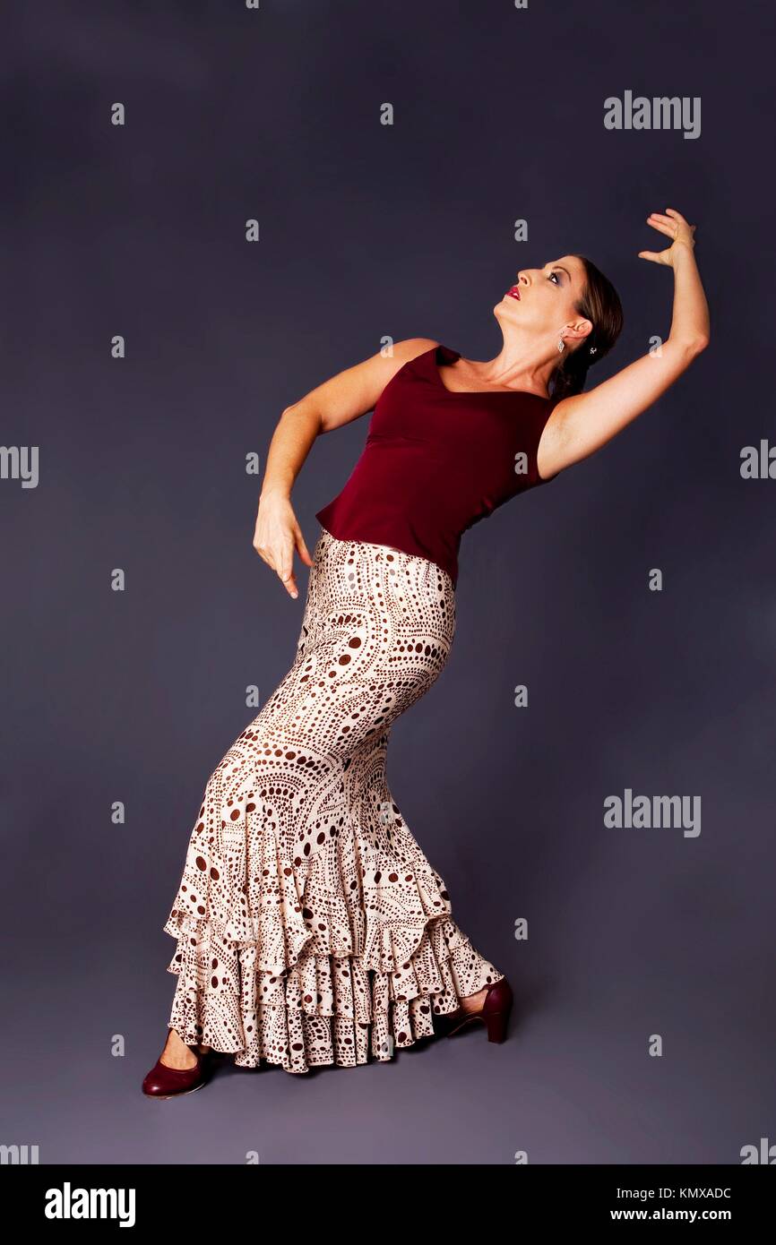 Female flamenco dancer hires stock photography and images Alamy
