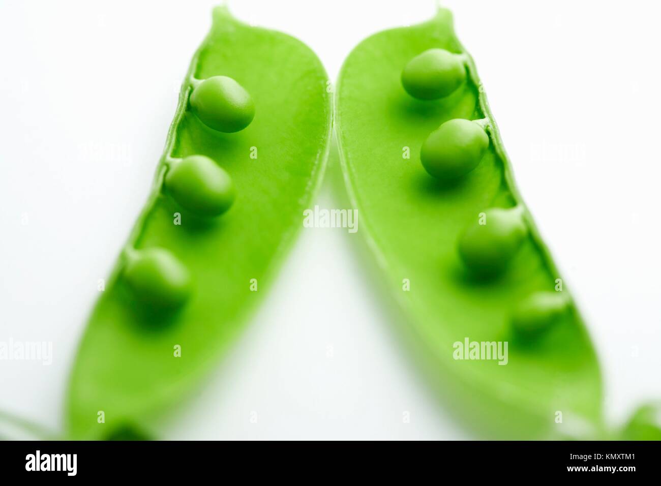 Of a pea pod hires stock photography and images Alamy