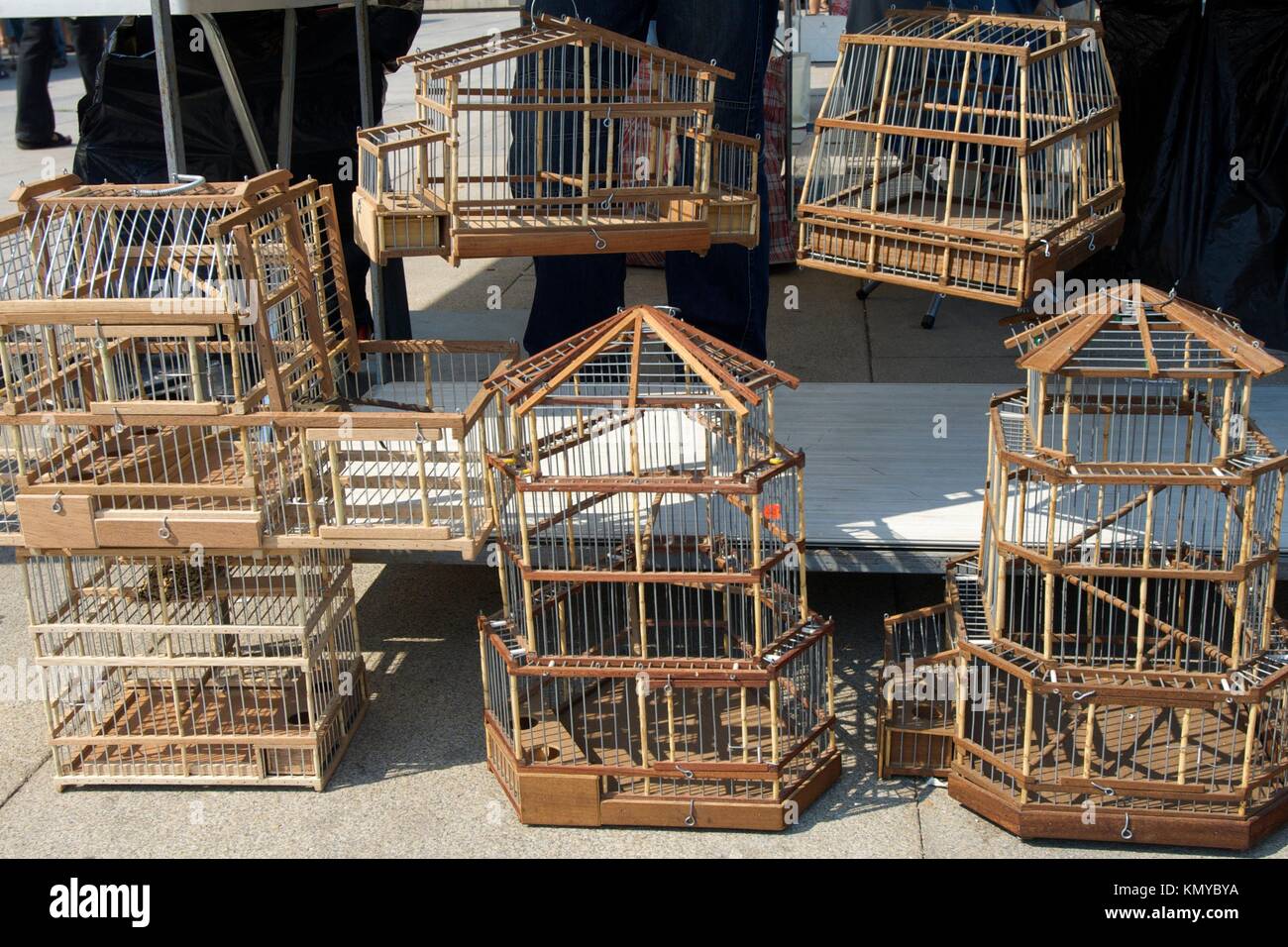 View of Bird cages for sale in an outdoor market Stock Photo - Alamy
