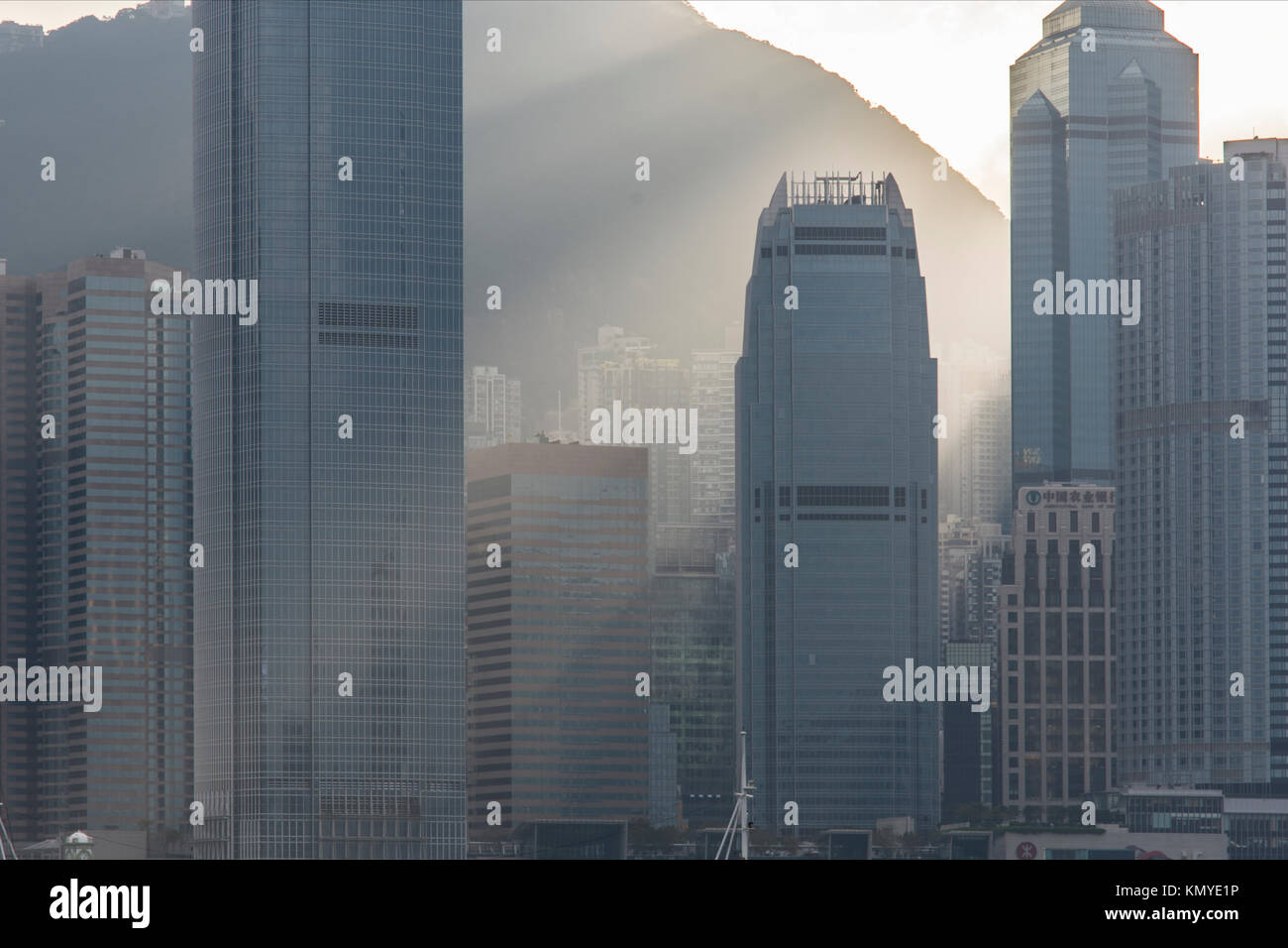A view of Hong Kong island skyline from the Victoria harbor Stock Photo ...