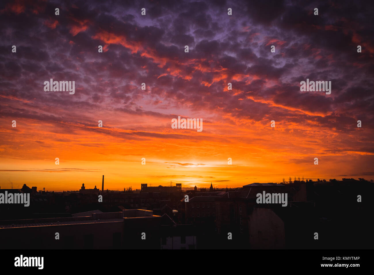 Autumn sunrise over Paisley - Scotland Stock Photo - Alamy