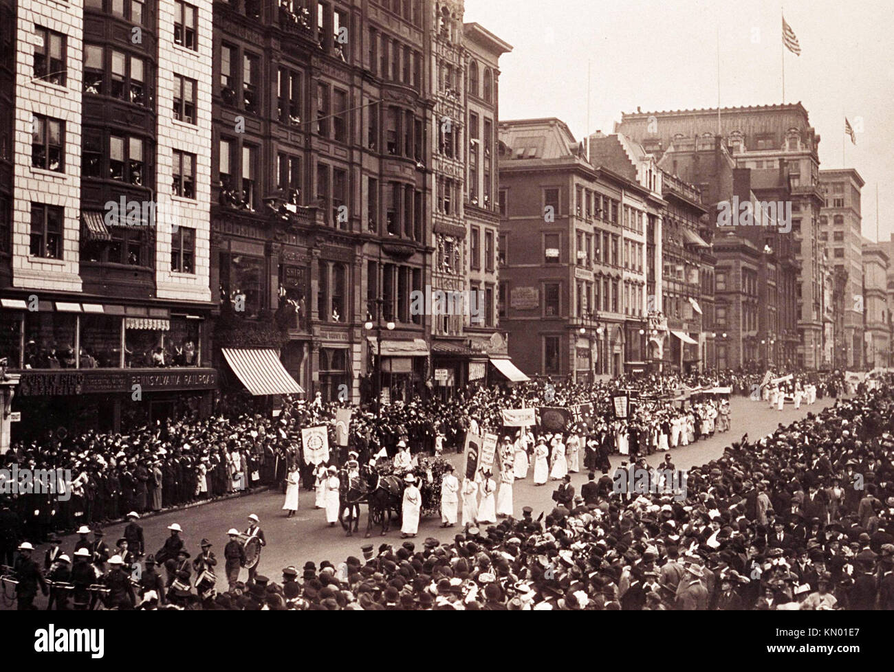 Suffragettes Marching High Resolution Stock Photography and Images - Alamy