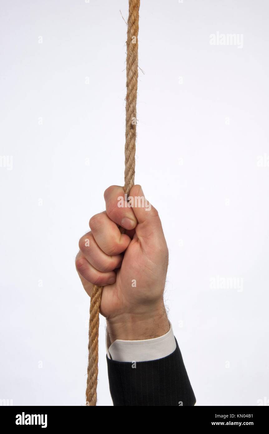 продеть веревку в кольцо. веревочный человек. веревки для связывания тела. трюки с веревкой. люди перетягивают канат.