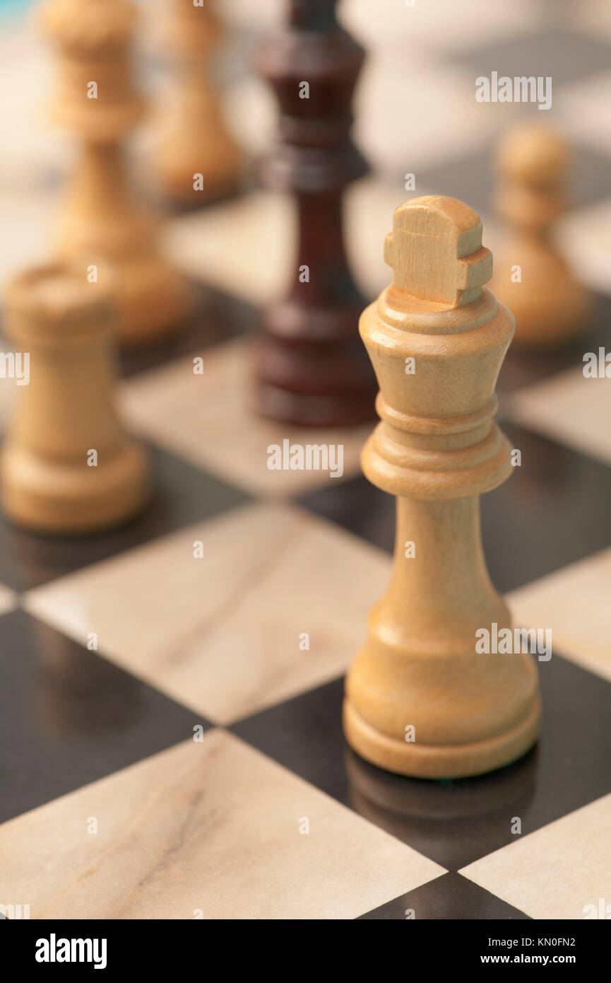 Bishop chess piece hi-res stock photography and images - Alamy