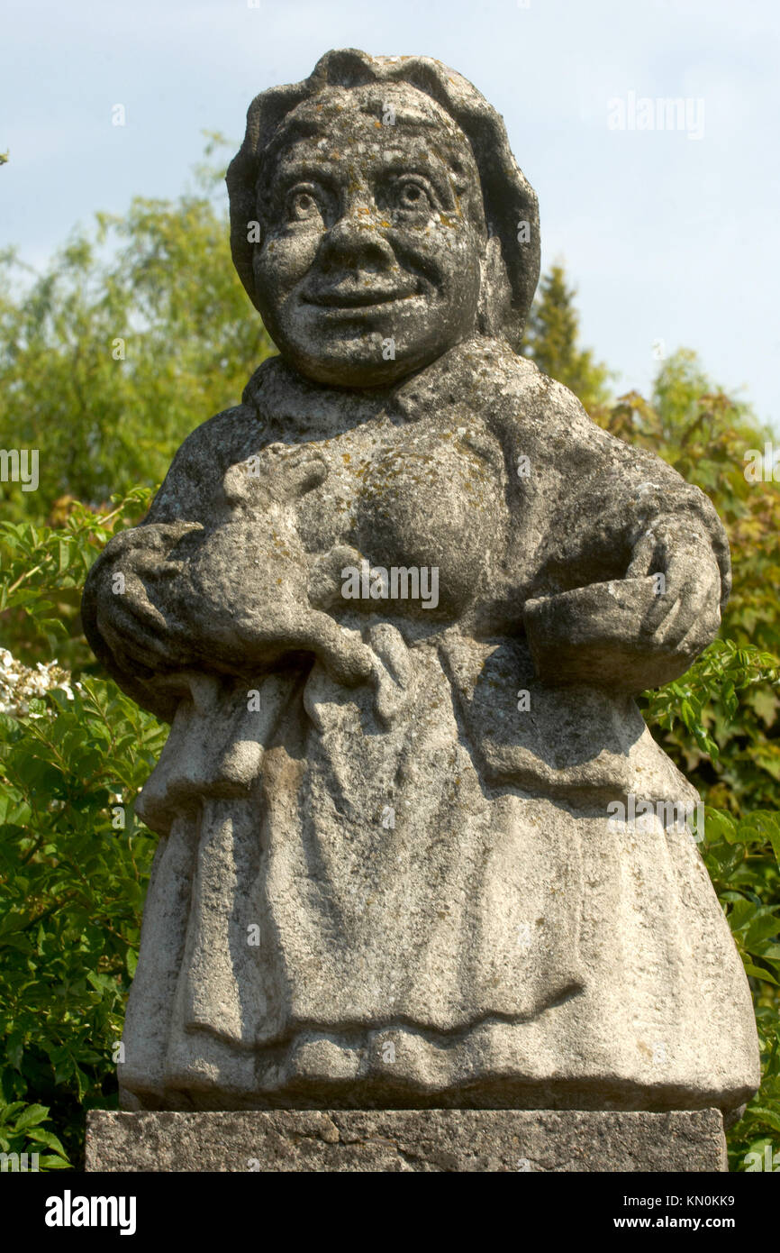 Czech Republic, Nove Mesto nad Metuji (Neustadt an der Mettau),  Statue by Matthias Bernhard Braun in the Castle Park Stock Photo