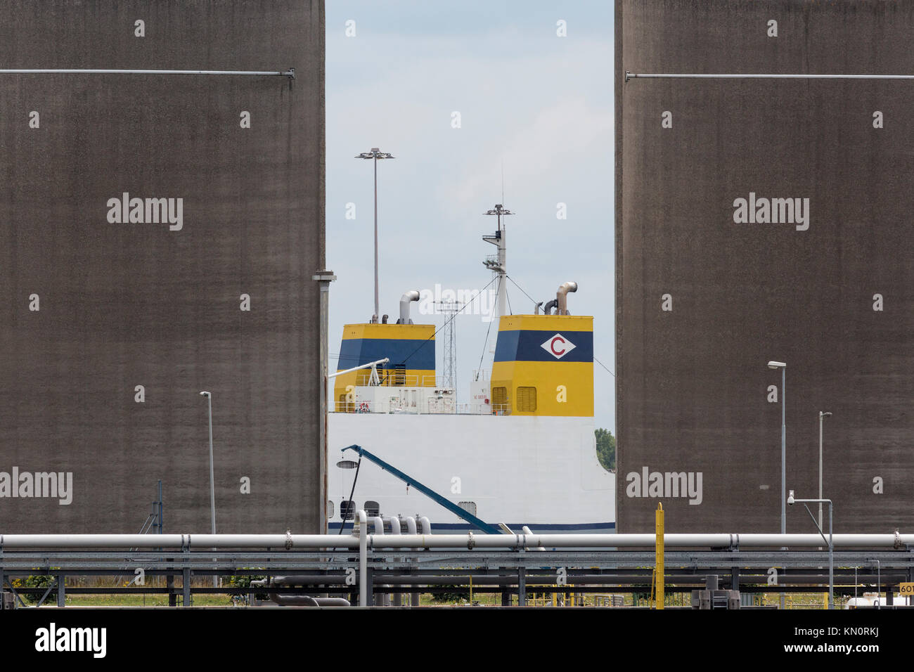 Cobelfret vessel in the Port of Rotterdam Stock Photo - Alamy