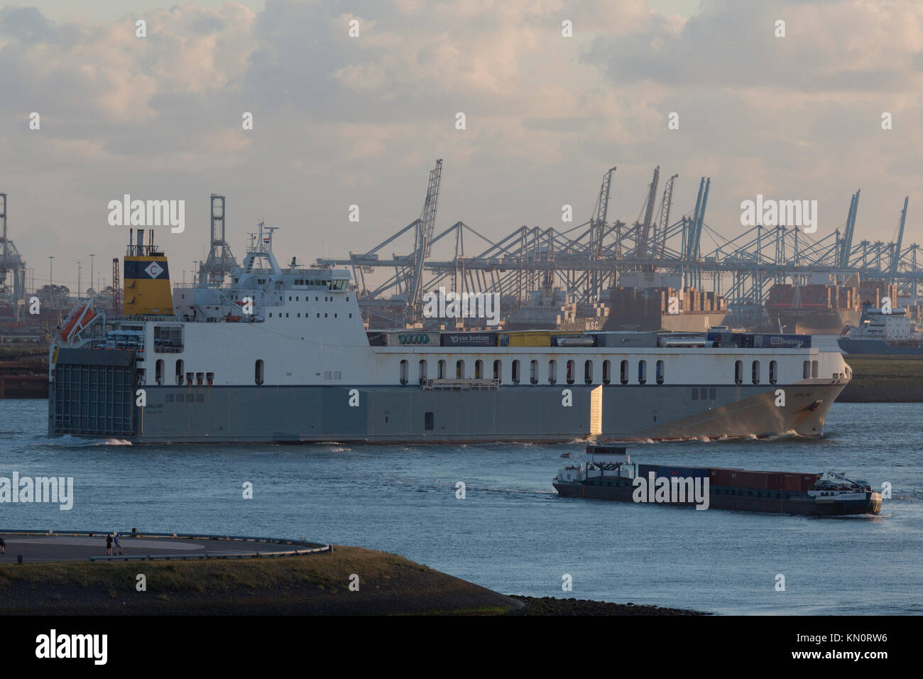 Cobelfret ship hi-res stock photography and images - Alamy