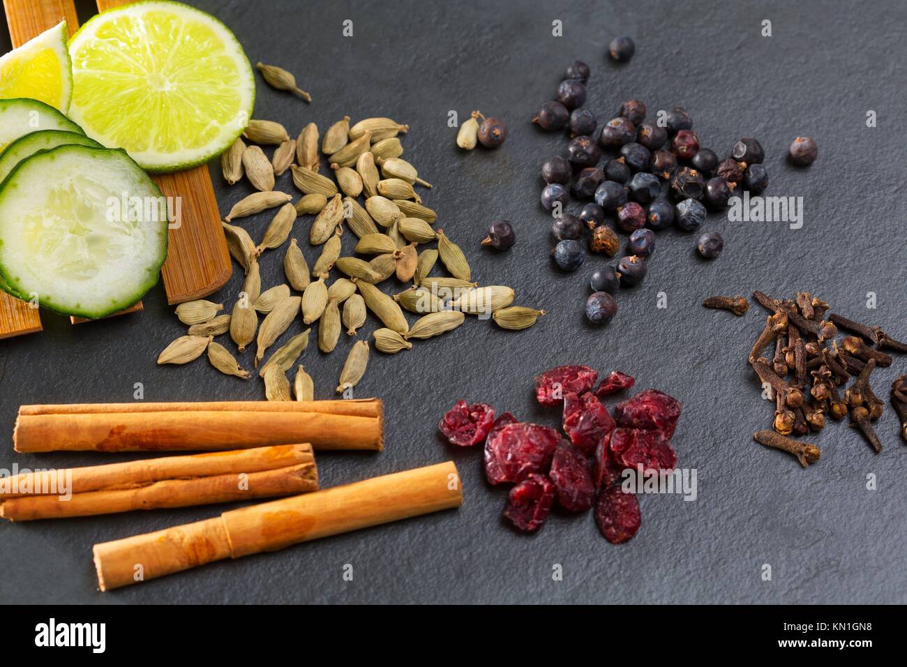 cloves cardamom cinnamon juniper berries and dried cranberries Gyn