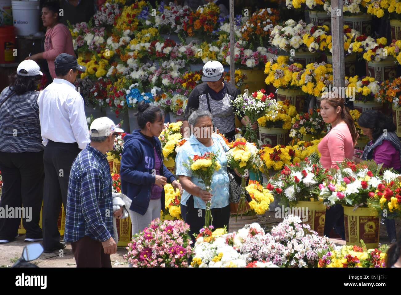 Lima, Peru - November 2nd, 2017: Flowers on sale near the Parque del Recuerdo cemetery ahead of the Day of the Dead holidays. Lima, Peru Stock Photo