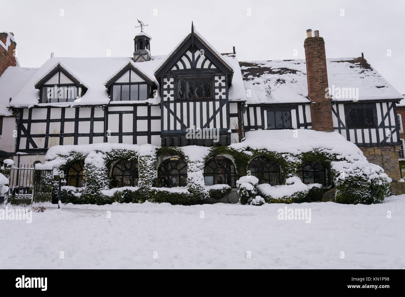 Much Wenlock, UK. 9th December, 2017. Amber weather warning in place as