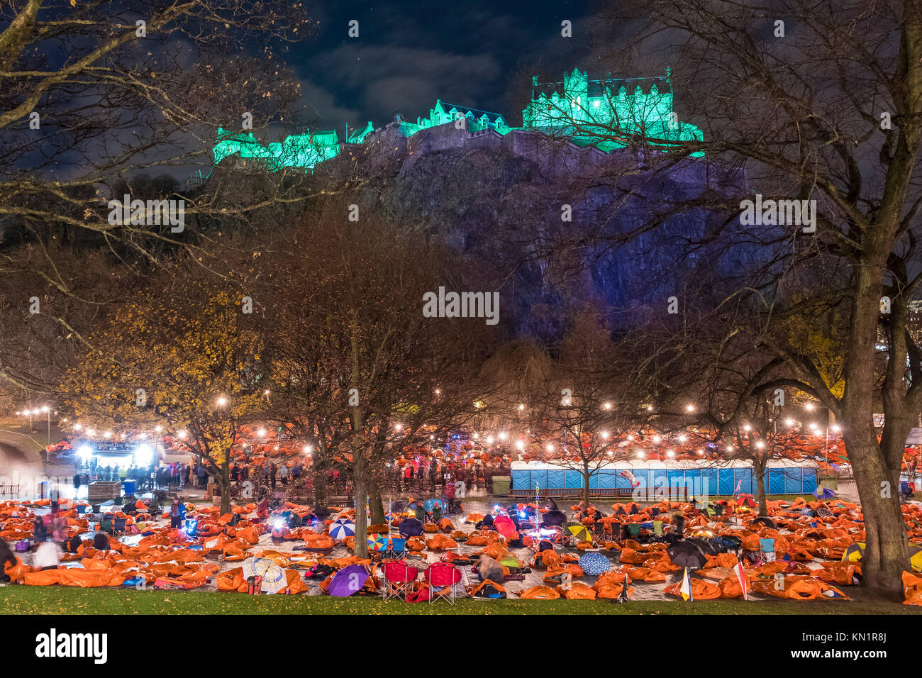 Edinburgh, Scotland, UK. 09th Dec, 2017. Sleep in the Park, held in
