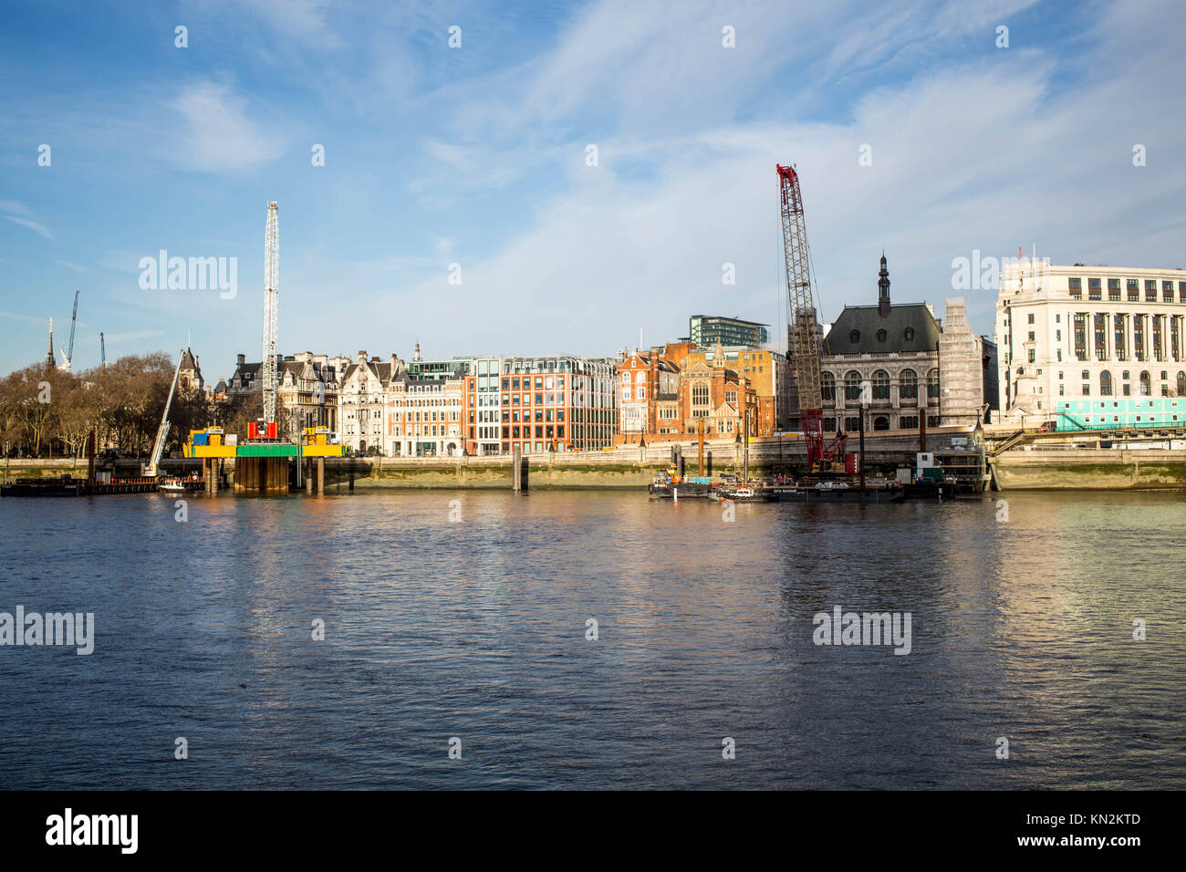 View accross the North Bank of the River Thames Bankside Southwark London Stock Photo