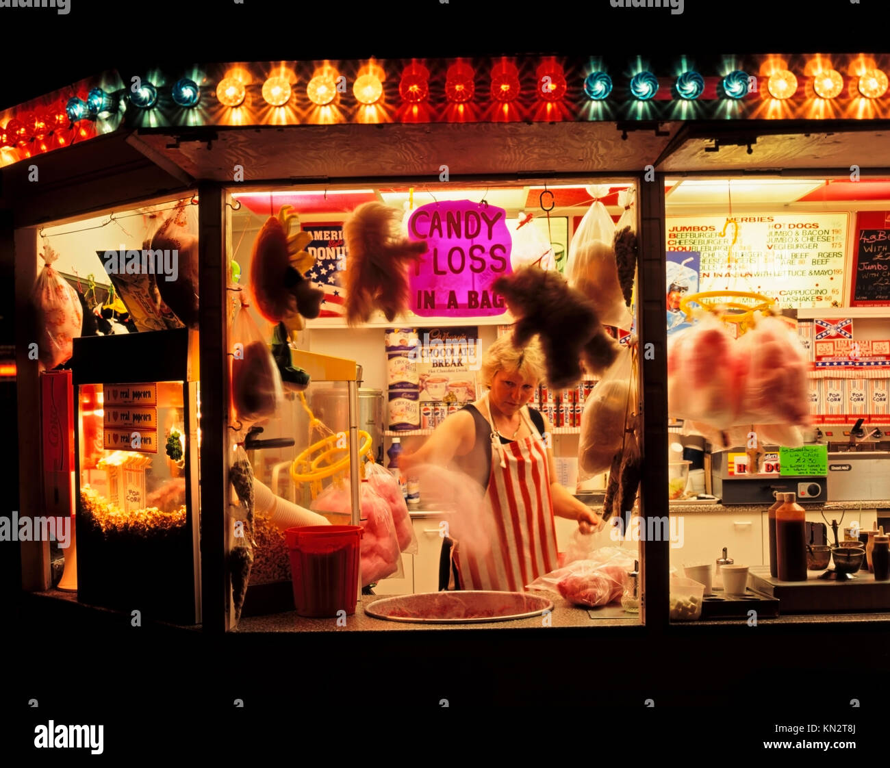 Whipping candyfloss hires stock photography and images Alamy
