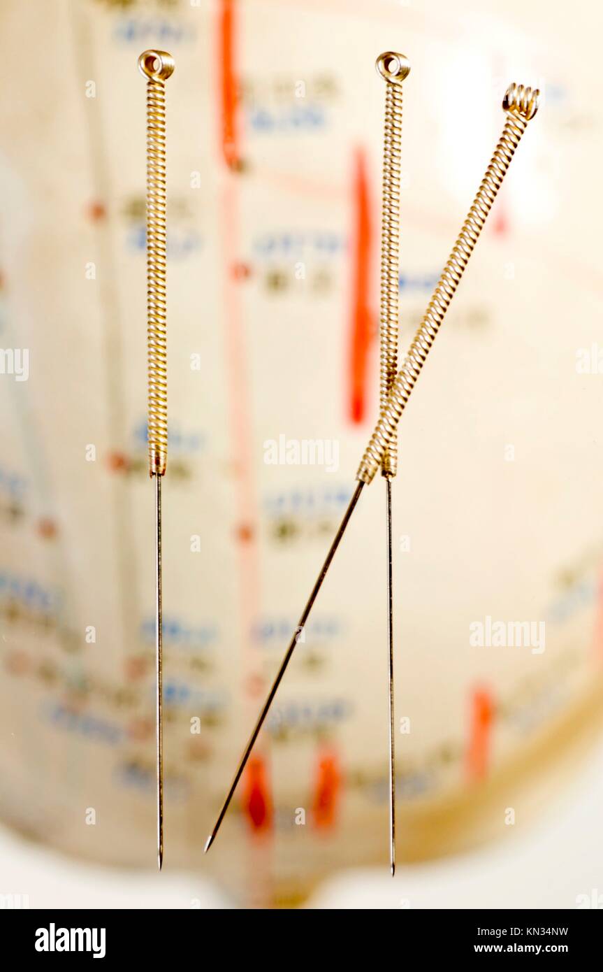 Acupuncture needles with head model Stock Photo Alamy