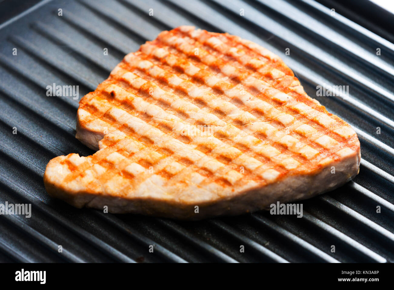tuna steak on electric grill Stock Photo Alamy