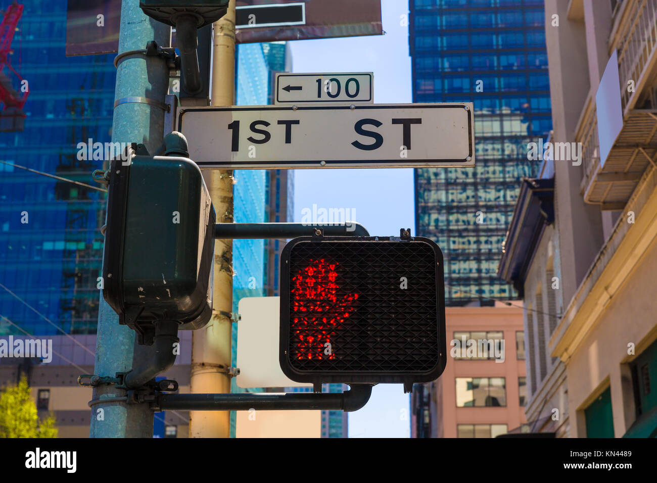 San Francisco downtown redlight on 1st street in California USA Stock