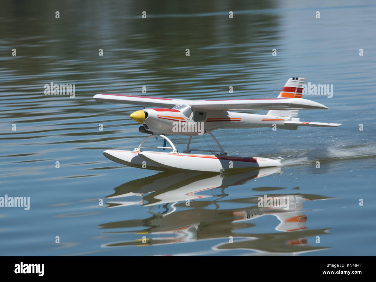 Remote Control Airplanes That Land On Water