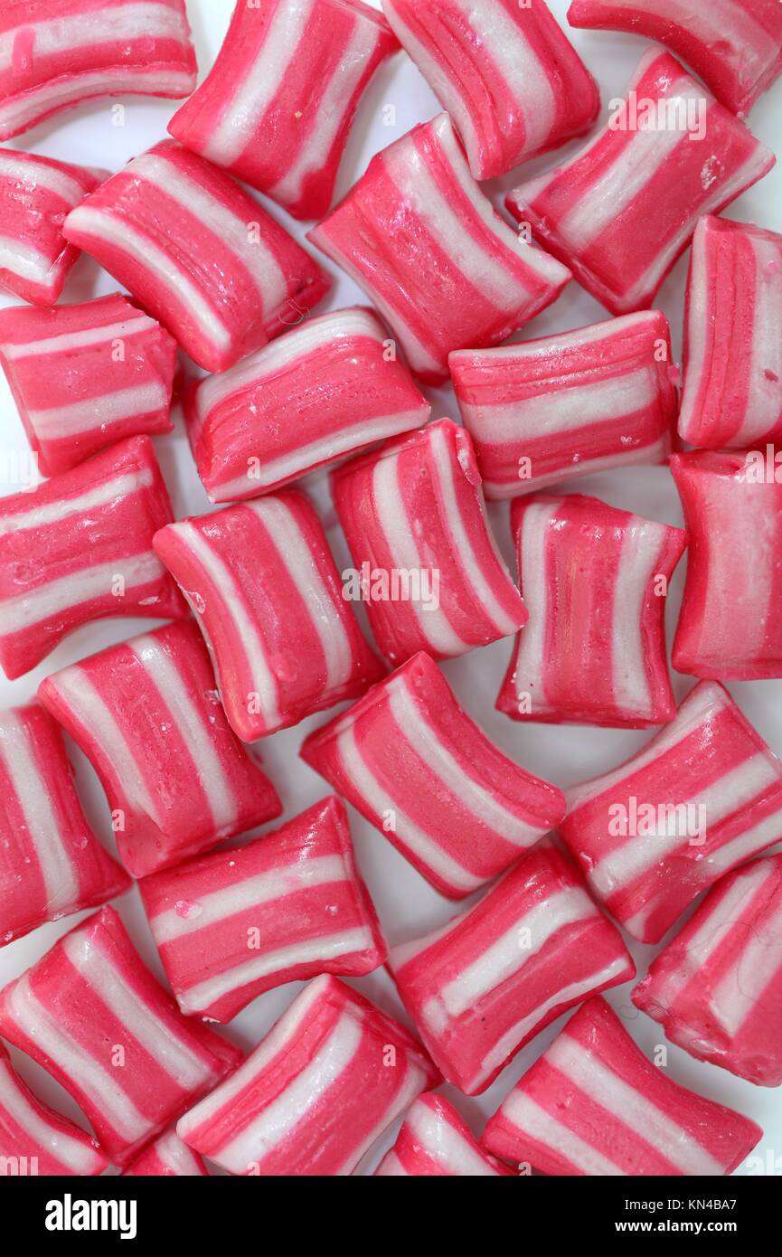 Boiled sweets red white hires stock photography and images Alamy