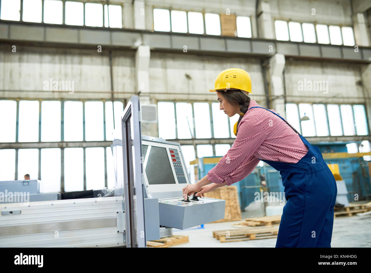 Focused operator hi-res stock photography and images - Alamy