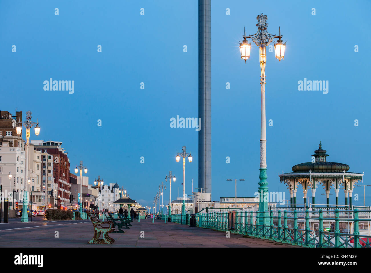 Evening on Brighton seafront, East Sussex, England Stock Photo - Alamy