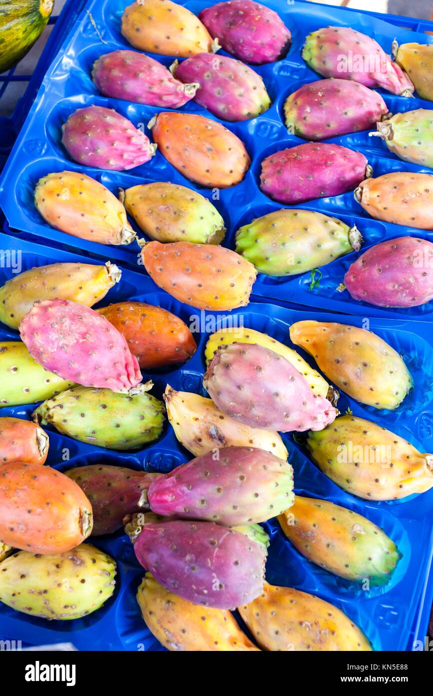 prickly pears cactus fruit, market in Forcalquier, Provence, France Stock Photo Alamy