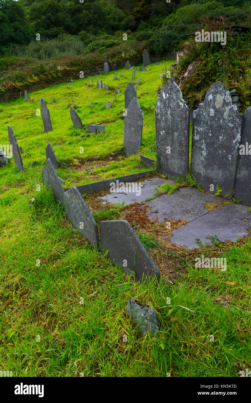Knightstown Graveyard, Valentia Island, Iveragh Peninsula, County Kerry