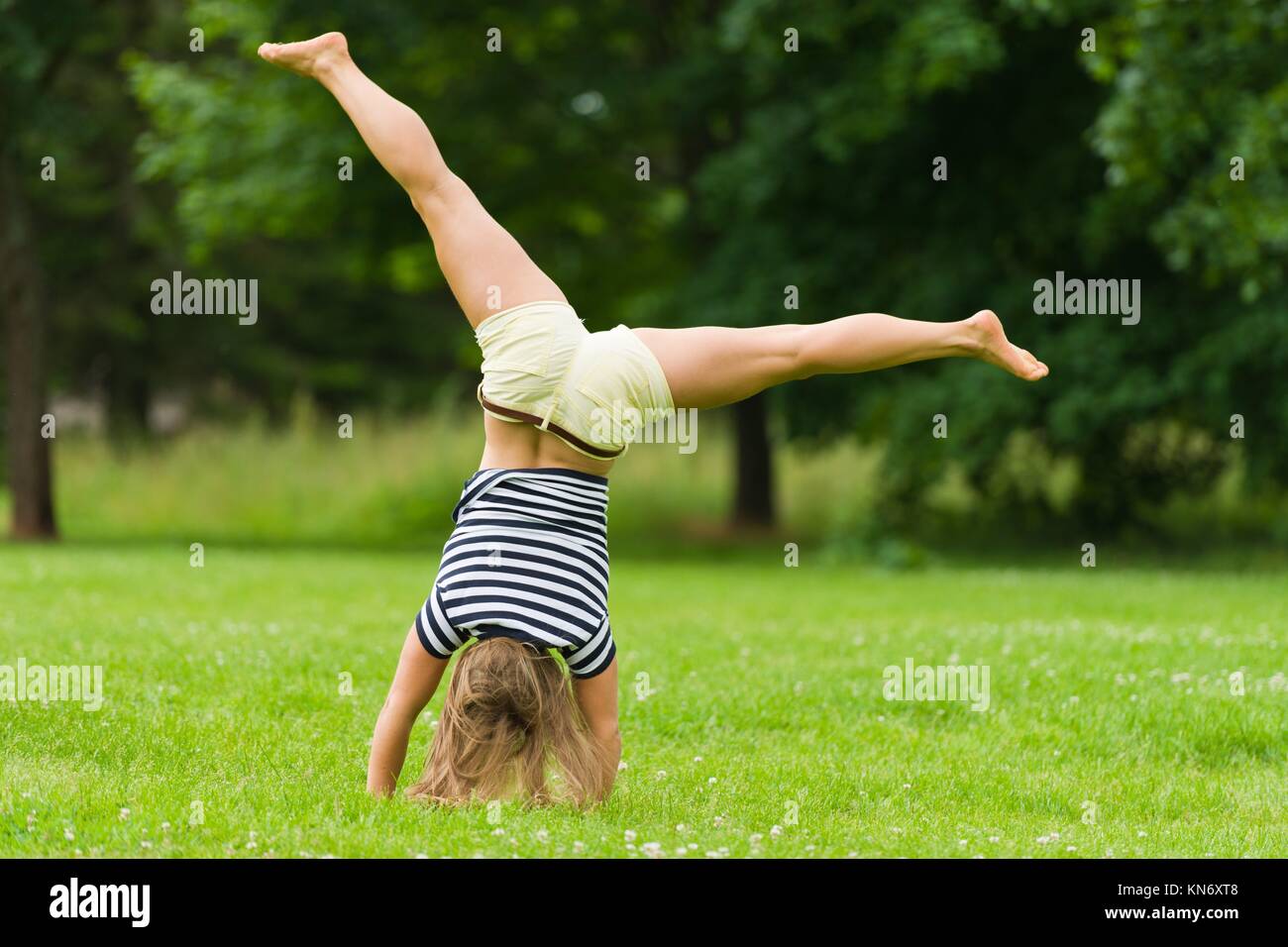 Female cartwheel hires stock photography and images Alamy