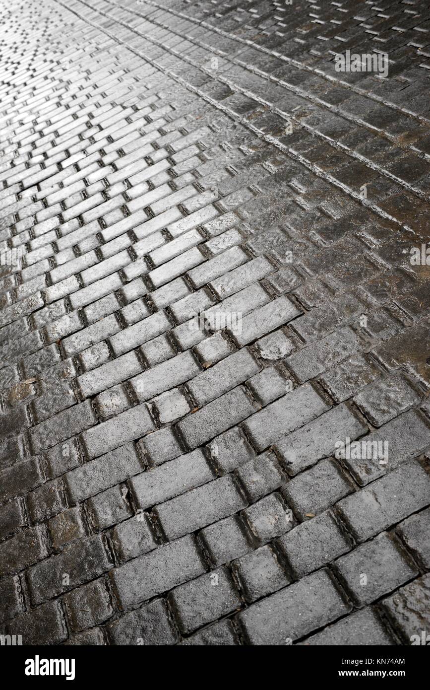 Puddle floor tile hi-res stock photography and images - Alamy