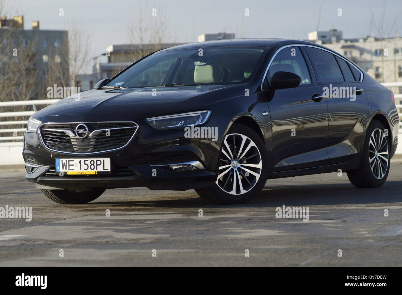 2017 Opel Insignia GrandSport 2.0 CDTI Stock Photo - Alamy