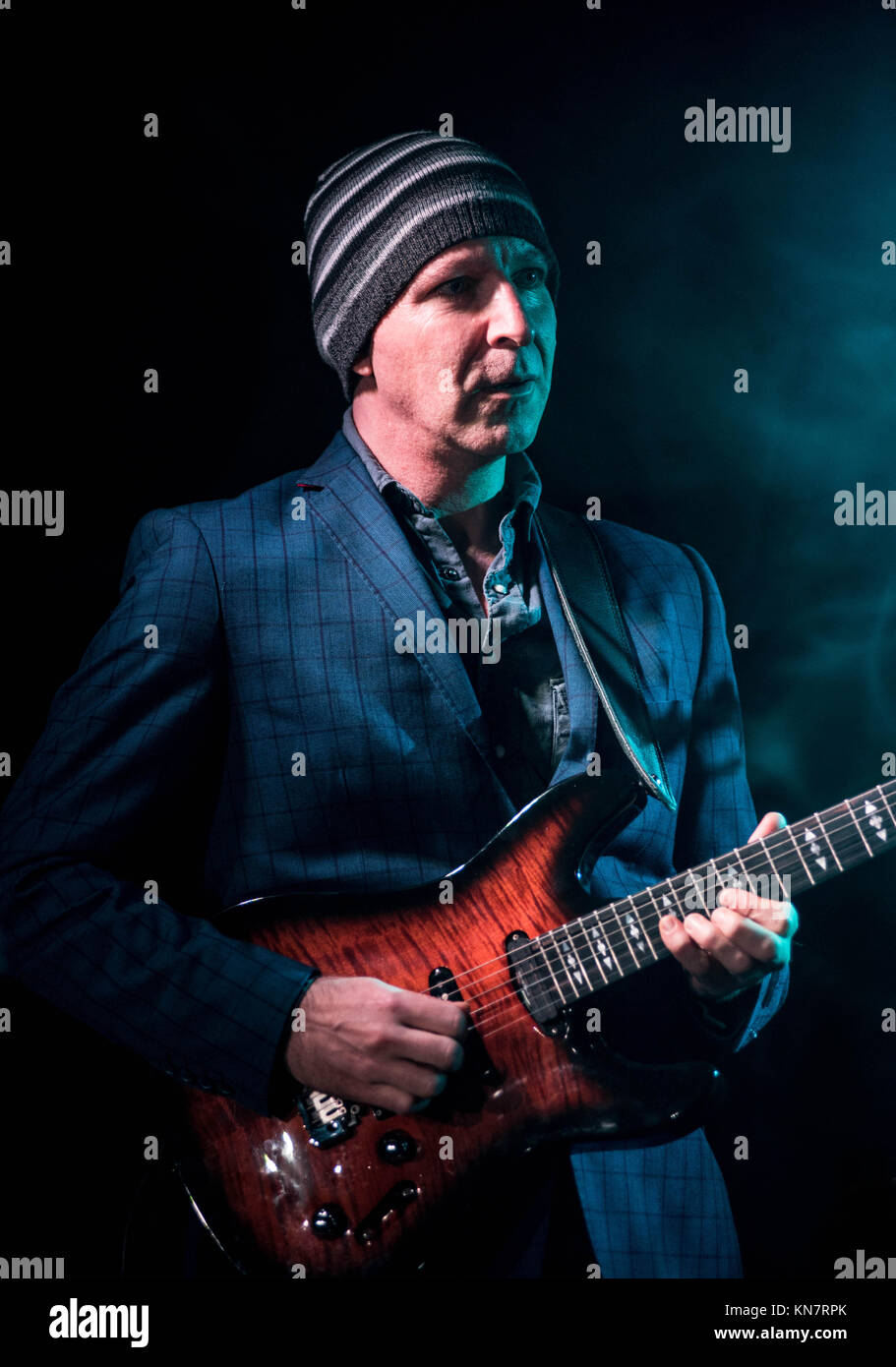 The Malcolm Bruce Band in The Mash House Edinburgh 2017 Stock Photo Alamy