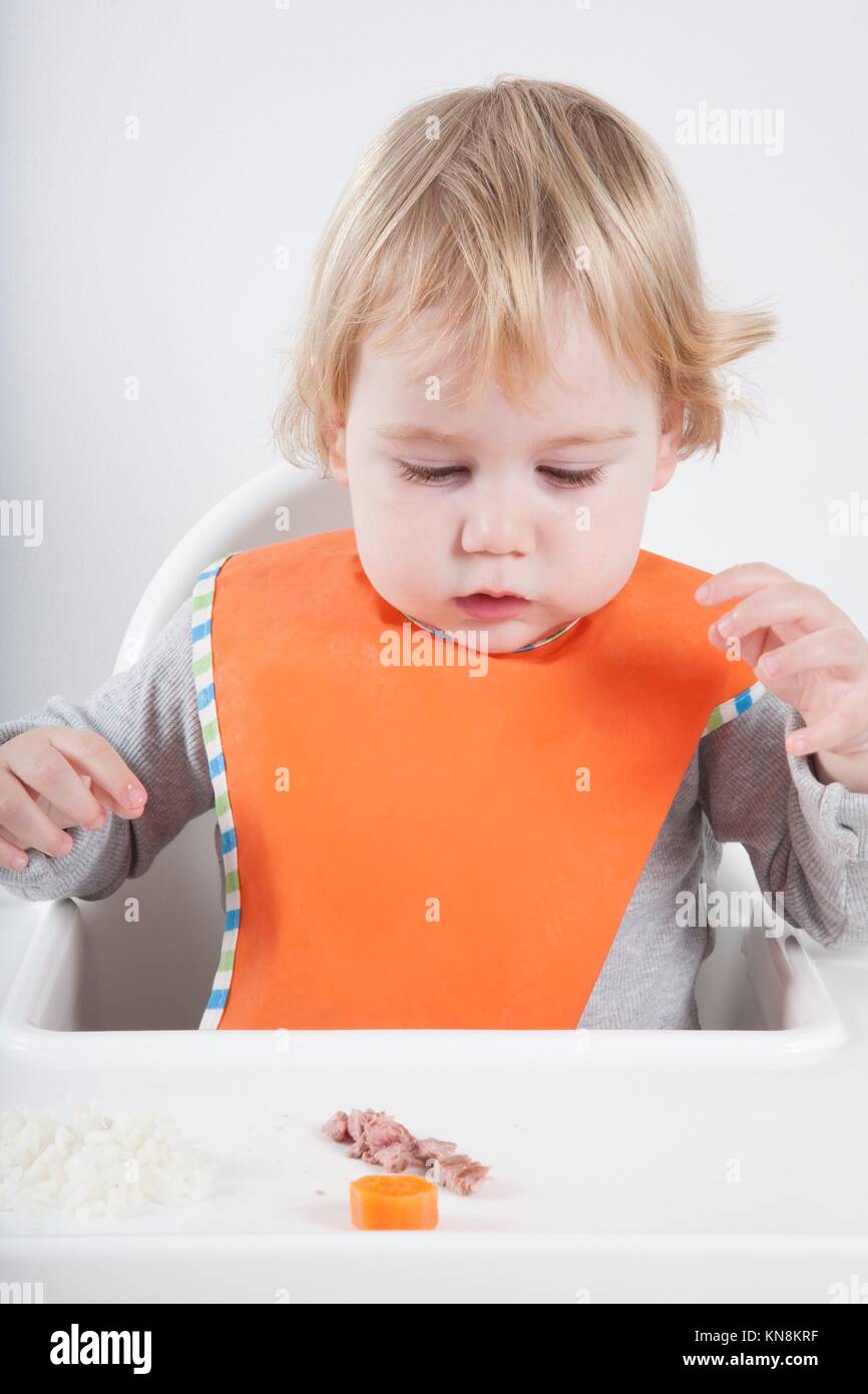 Child eating tuna fish hires stock photography and images Alamy