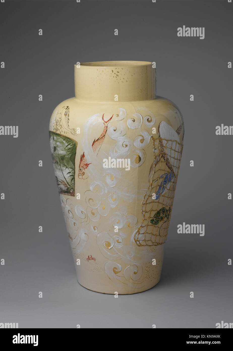 An Aladdin vase, featuring intricate patterns and design An Aladdin vase, featuring intricate patterns and design