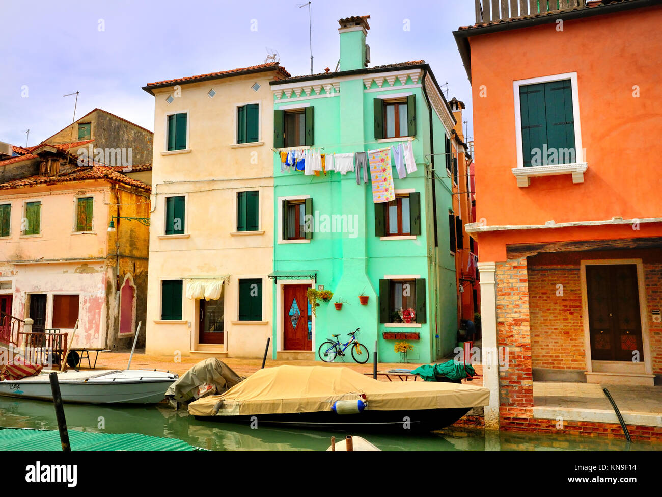 Brightly painted houses on Burano, Venice Stock Photo Alamy