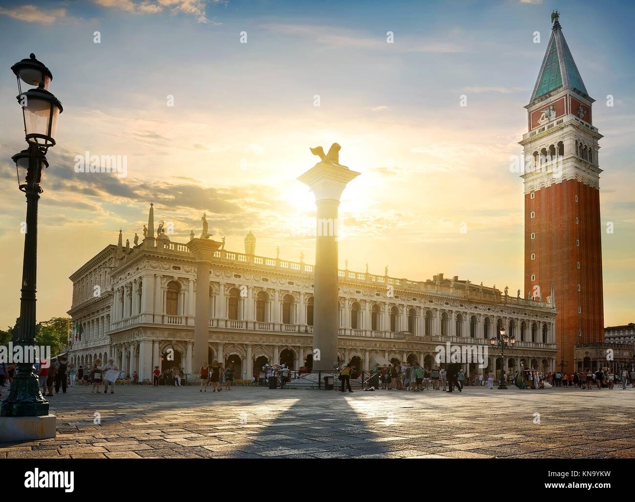 Colonne Di San Marco E San Todaro Stock Photo Alamy