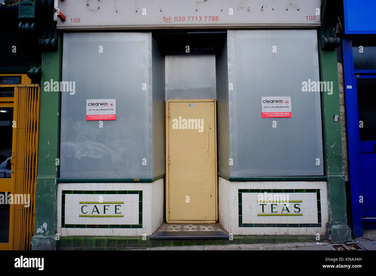 Boarded up Cafe' in Islington, London, England Stock Photo
