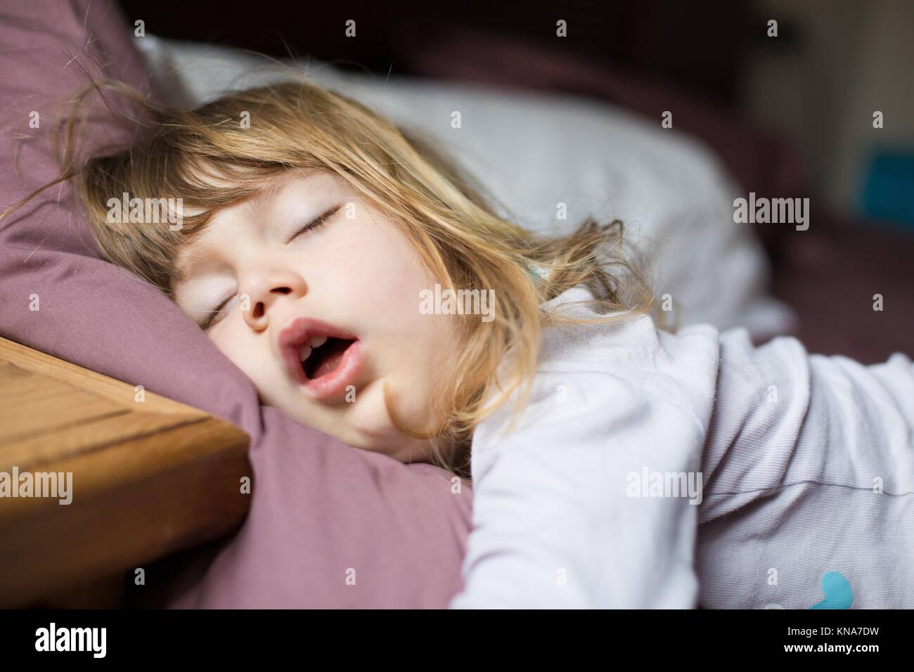 Child sleep mouth open hires stock photography and images Alamy