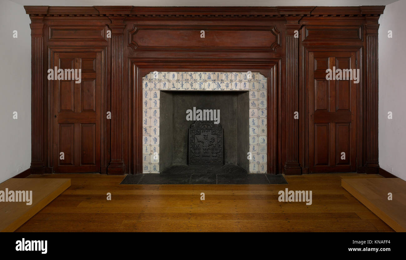 Fireplace Wall Paneling Stock Photos Fireplace Wall Paneling