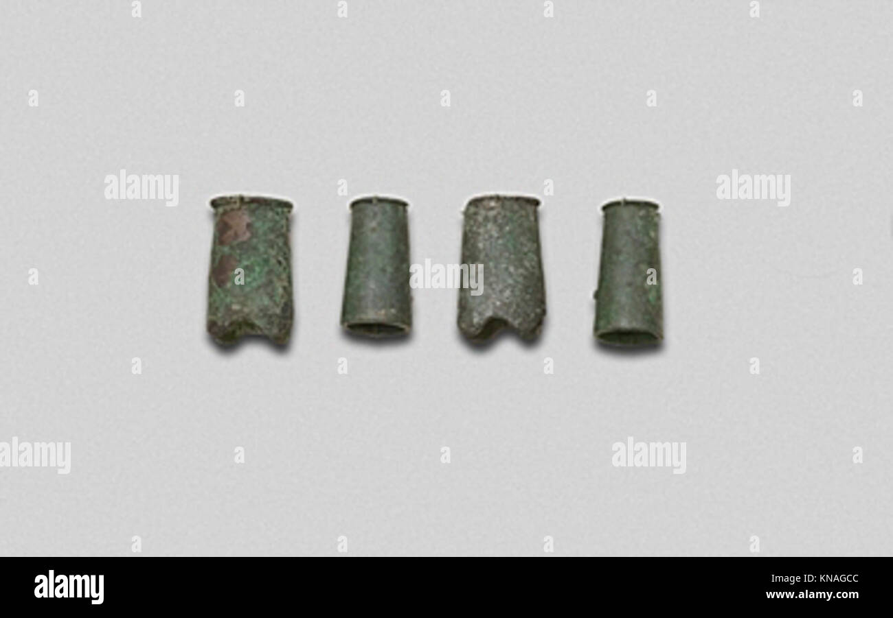 Chariot fragments, sockets MET DP258361L1-L4 253020 Etruscan, Chariot fragments, sockets, ca. 500?480 B.C., Bronze, 1: 2 5/16 ? 1 3/16 in. (5.9 ? 3 cm) 2: 1 3/8 ? 1 1/16 ? 2 3/8 in. (3.6 ? 2.7 ? 6.1 cm) 3: 1 1/2 ? 1 1/16 ? 2 3/8 in. (3.8 ? 2.7 ? 6 cm) 4: 2 3/16 ? 1 3/16 in. (5.6 ? 3 cm). The Metropolitan Museum of Art, New York. Fletcher Fund, 1929 (29.131.3L1?L4) Stock Photo
