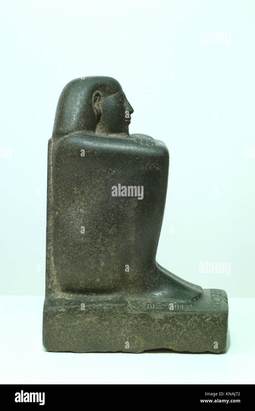 Block Statue of a Prophet of Montu and Scribe Djedkhonsuefankh, son of Khonsumes and Taat MET 07.228.27 right rgb Block Statue of a Prophet of Montu and Scribe Djedkhonsuefankh, son of Khonsumes and Taat MET 07.228.27 right rgb /547694 Stock Photo